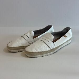 Verbanas Nuria White Leather Loafers Size 39/ US 8